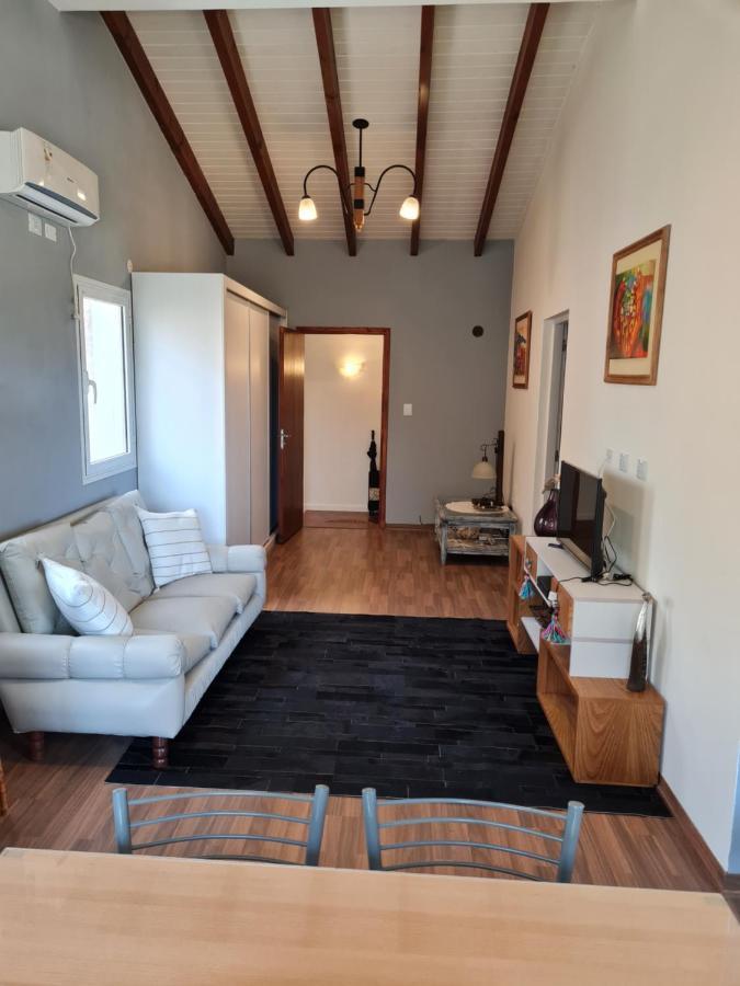 Santa Teresita Apartment *